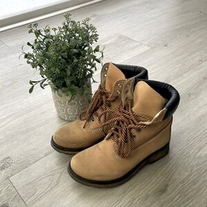 Steve Madden work boots
